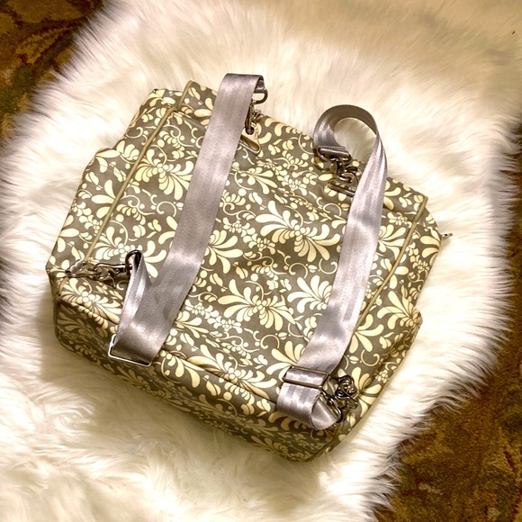 Petunia Pickle Bottom Diaper Bag - Picture 2 of 11